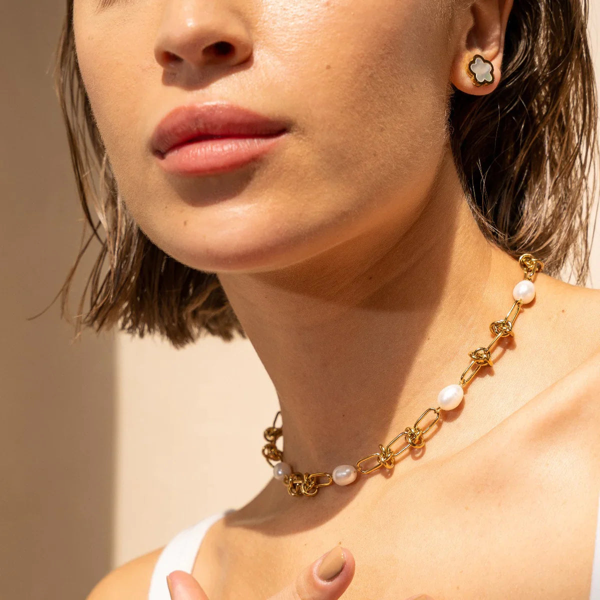 Collar de Nudo y Perla Chapado en Oro de 18k