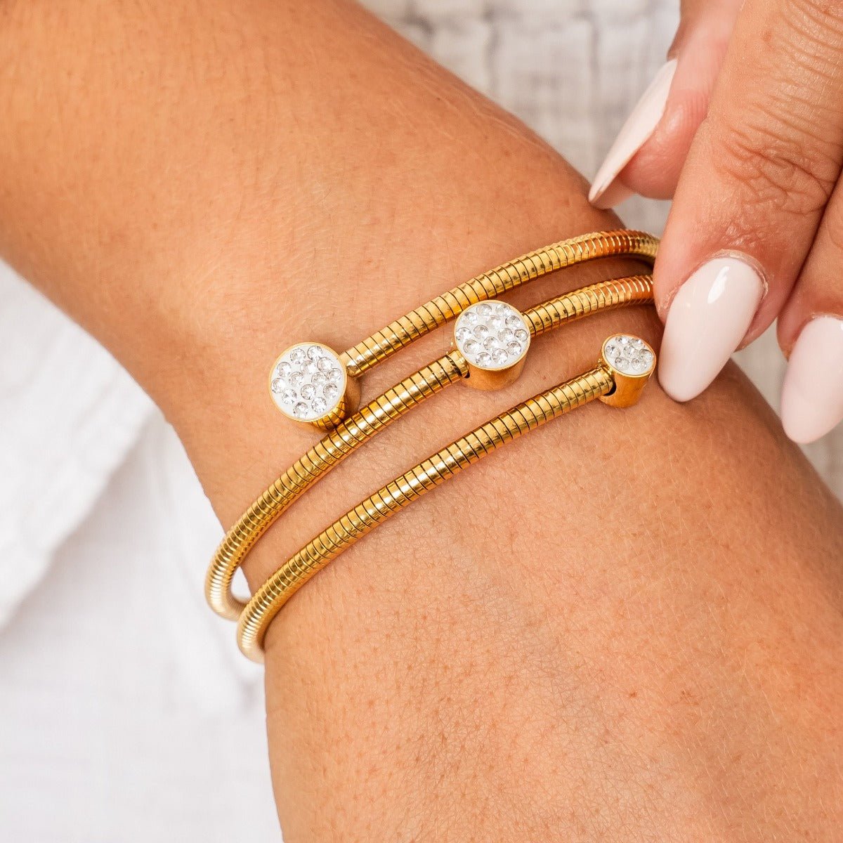 Pulsera Espiral con Cristales Bañados en Oro de 18k