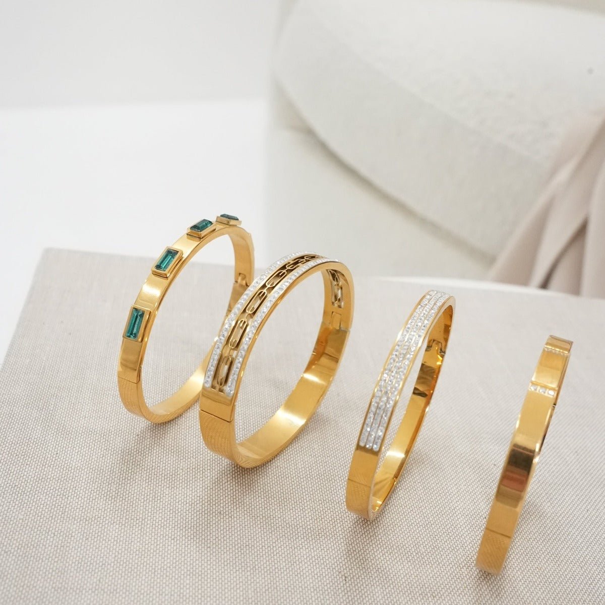 Pulsera Ivy con cristales de piedra bañada en oro de 18k