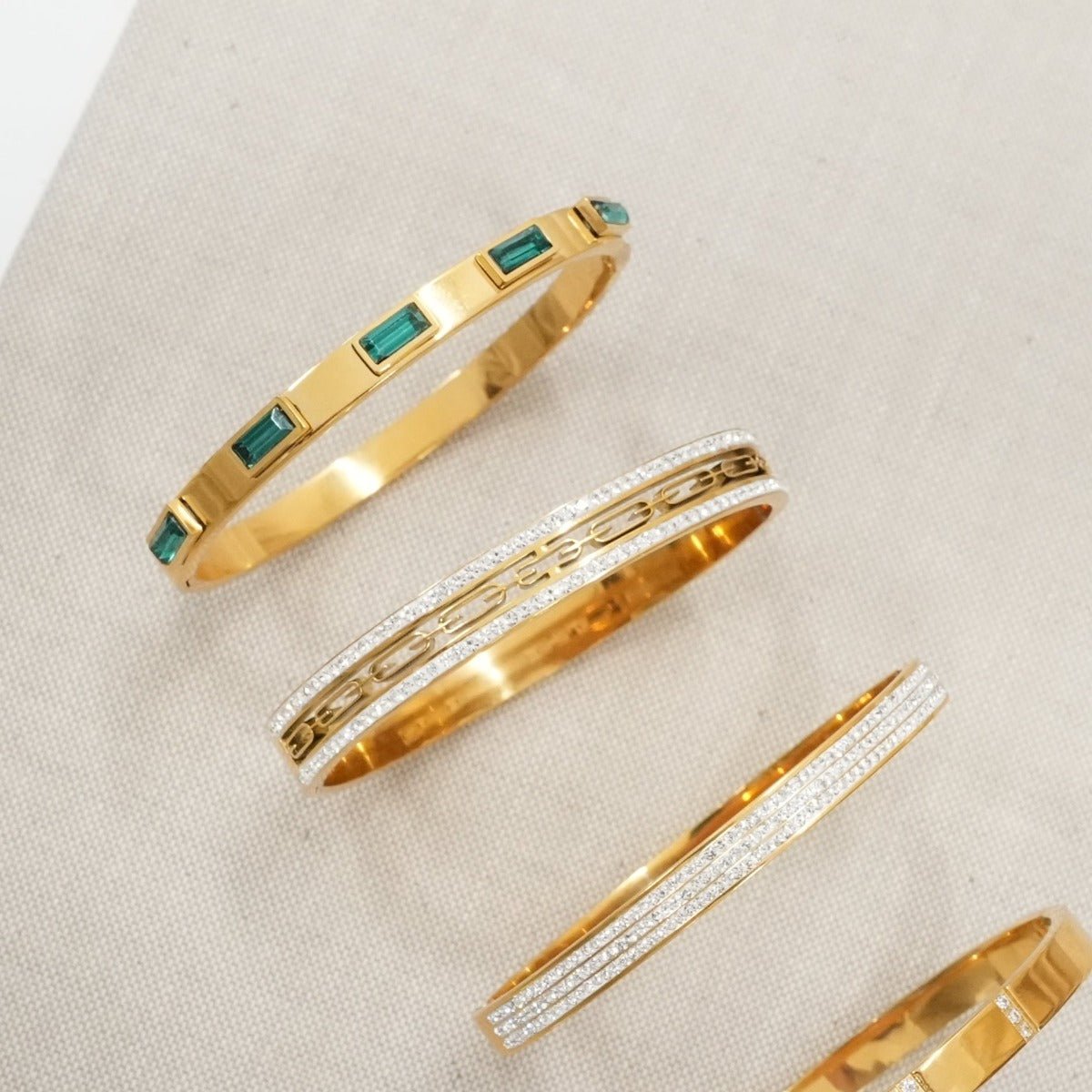 Pulsera Ivy con cristales de piedra bañada en oro de 18k