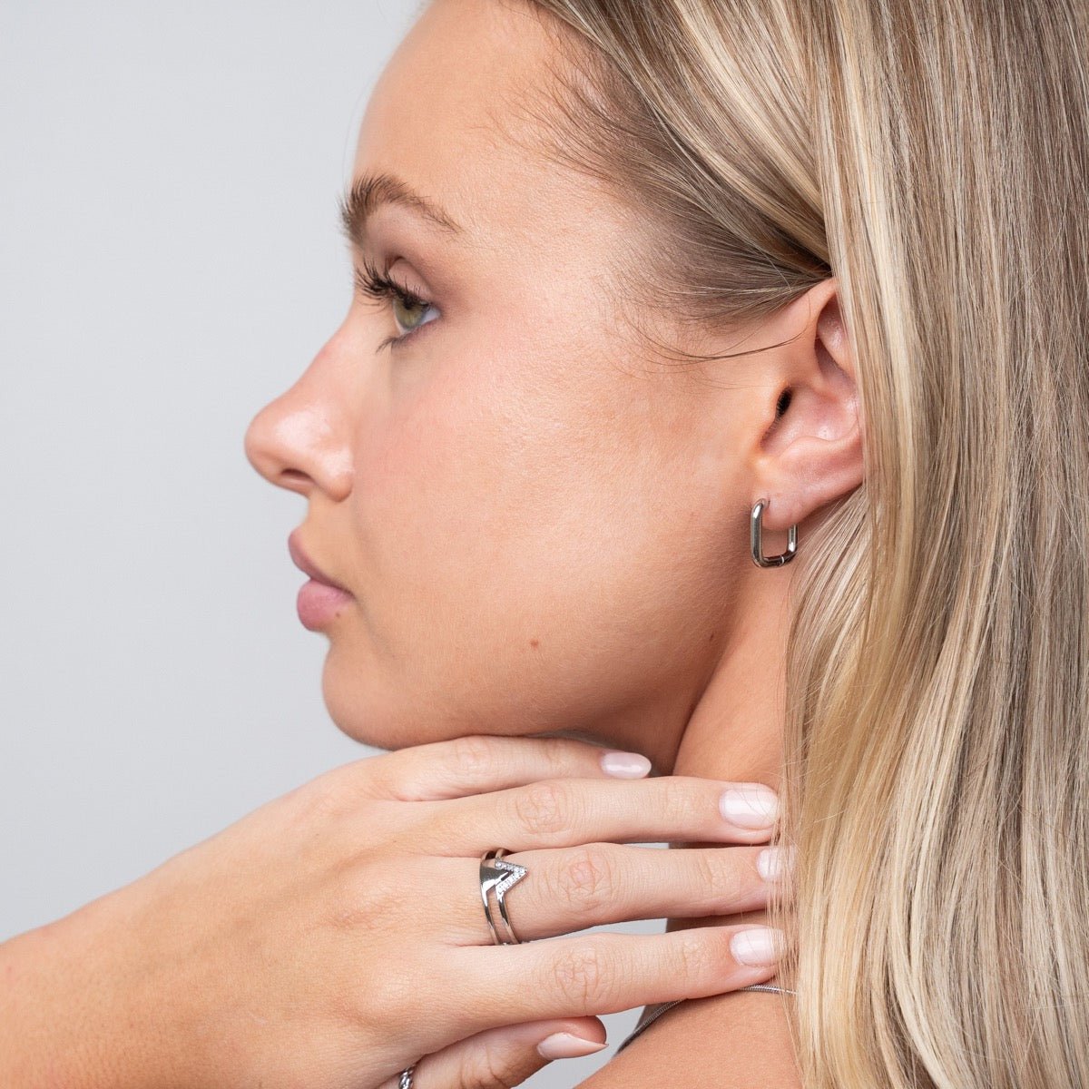 Pendiente de aro cuadrado - Plata