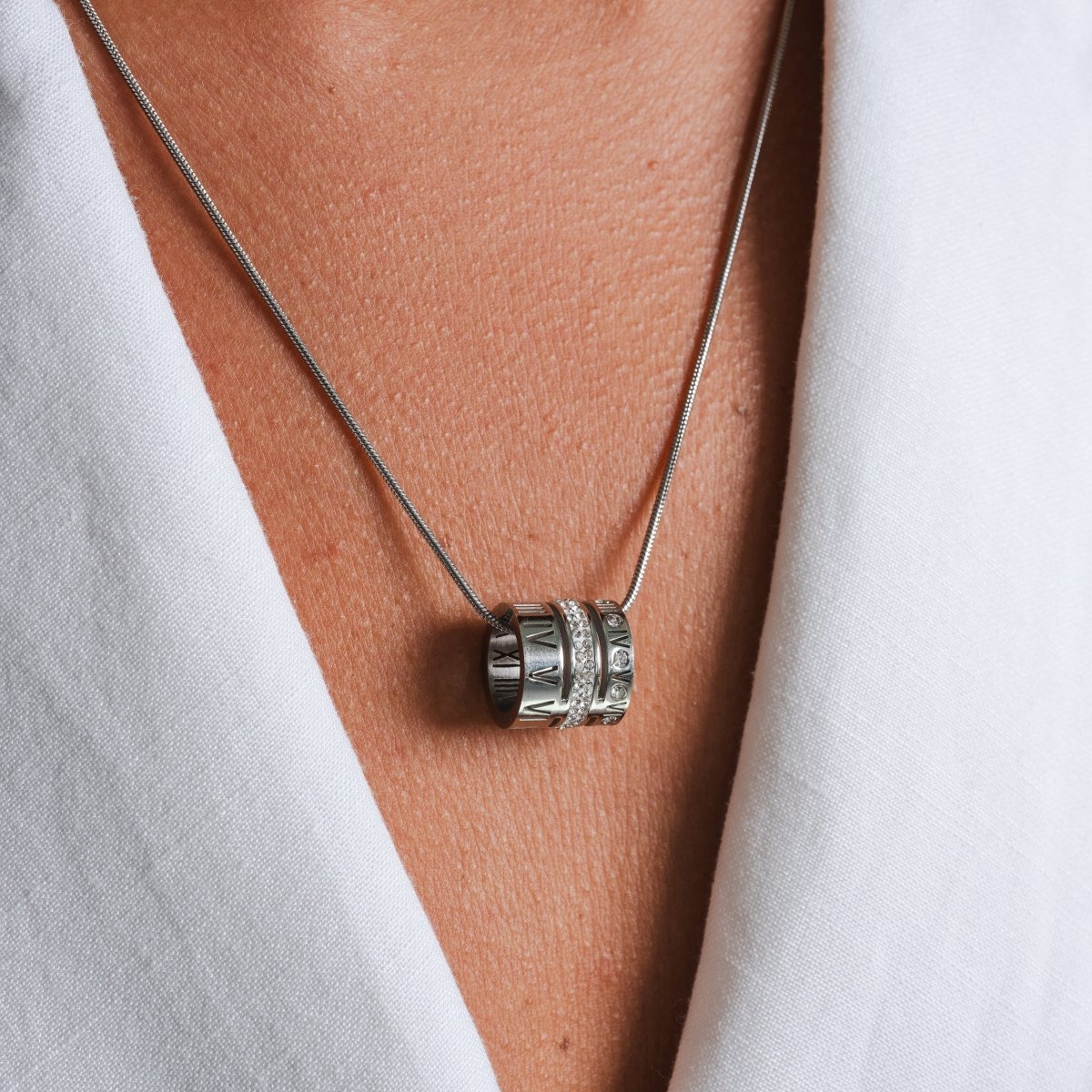 Collar de triple aro con números romanos - Plata