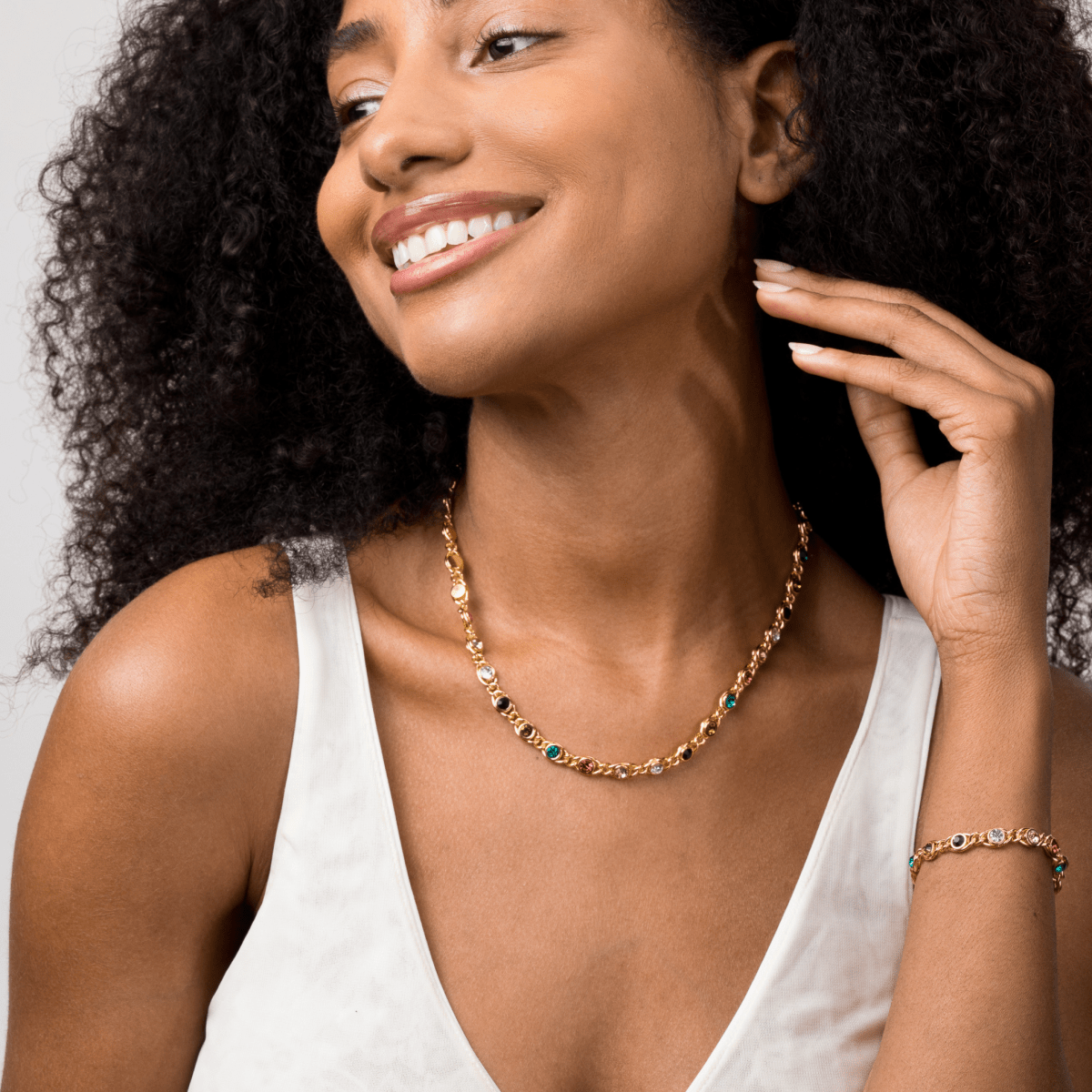 Conjunto Chloé bañado en oro de 18 quilates