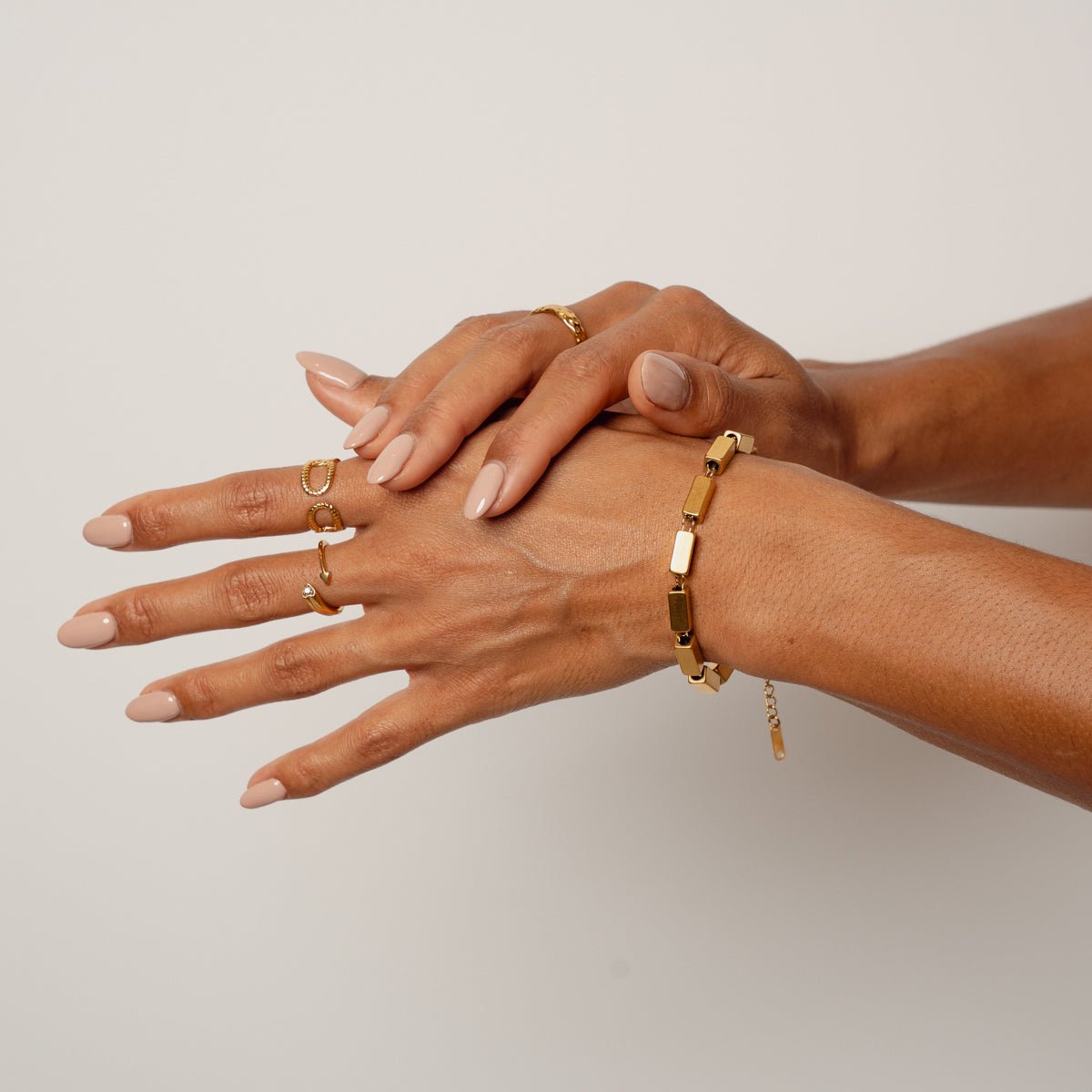 Pulsera Cora bañada en oro de 18k