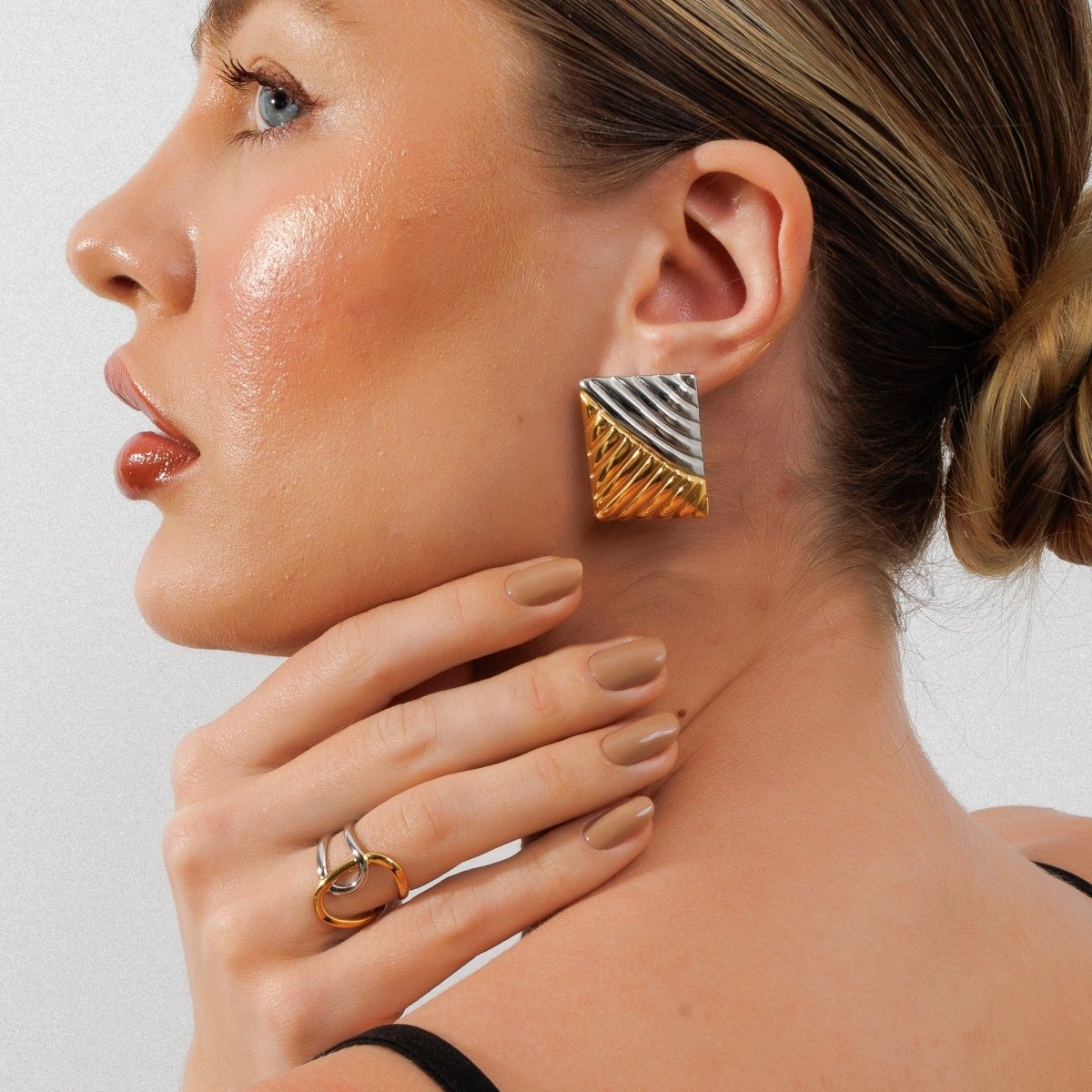 Anillo ajustable Light Bonds con baño mixto de oro y plata