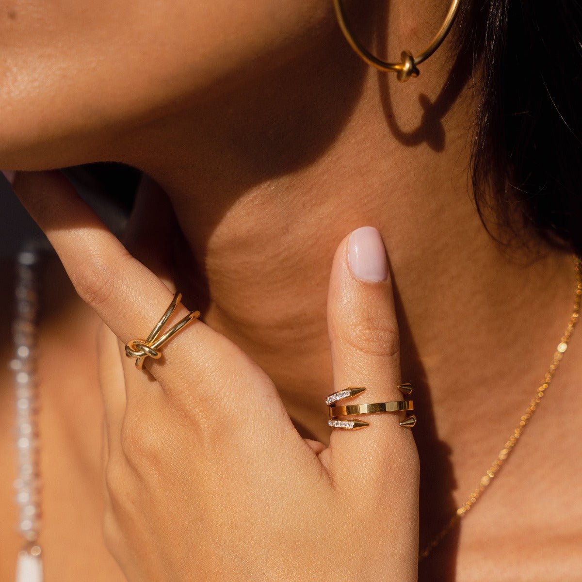 Anillo de Uñas con Puntas Bañado en Oro de 18K