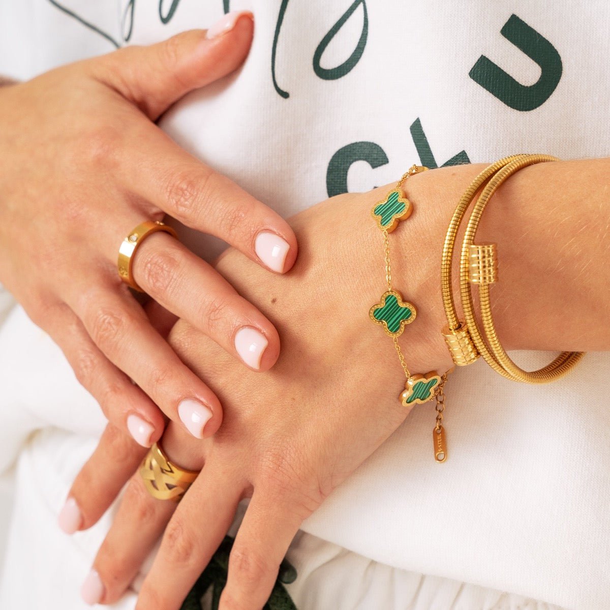 Pulsera Triple Espiral Bañada en Oro de 18K