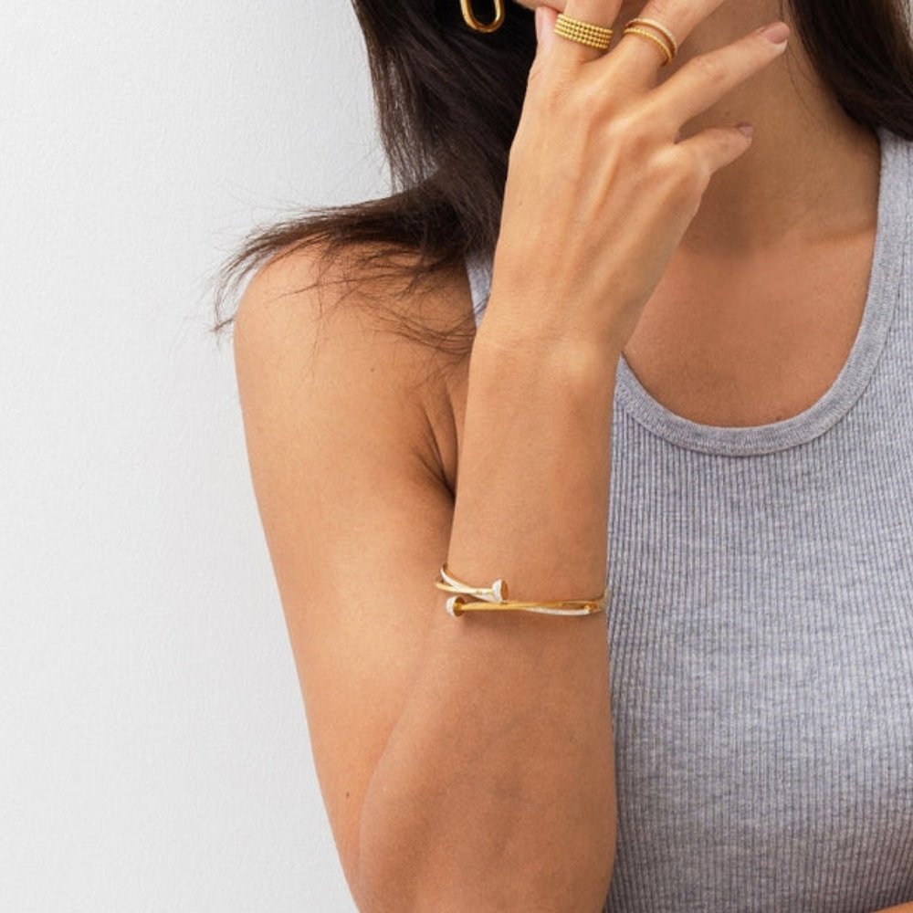 Pulsera de Clavo con Circonitas Bañada en Oro de 18K
