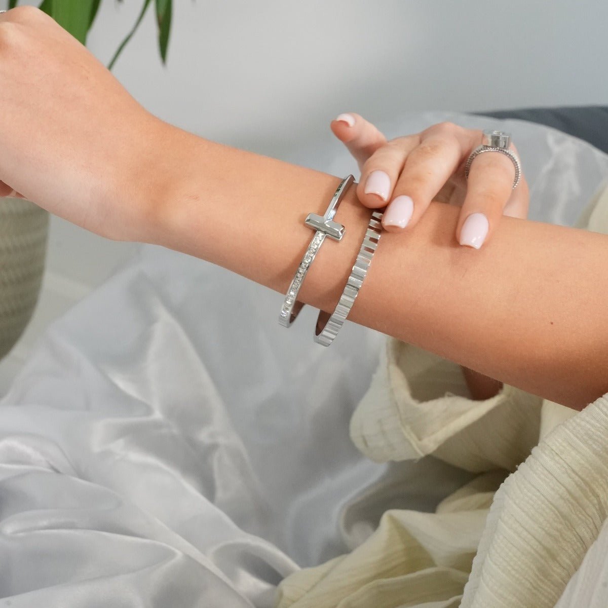 Pulsera T-Bar Elegance - Plata