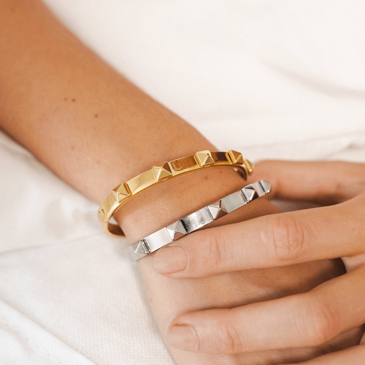 Pulsera con tachuelas - Plata