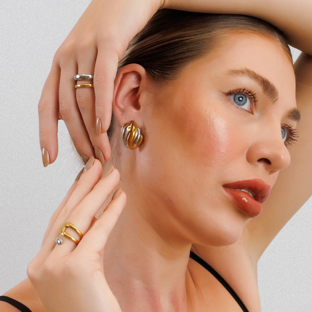 Pendientes Twist Essence con baño mixto de oro y plata