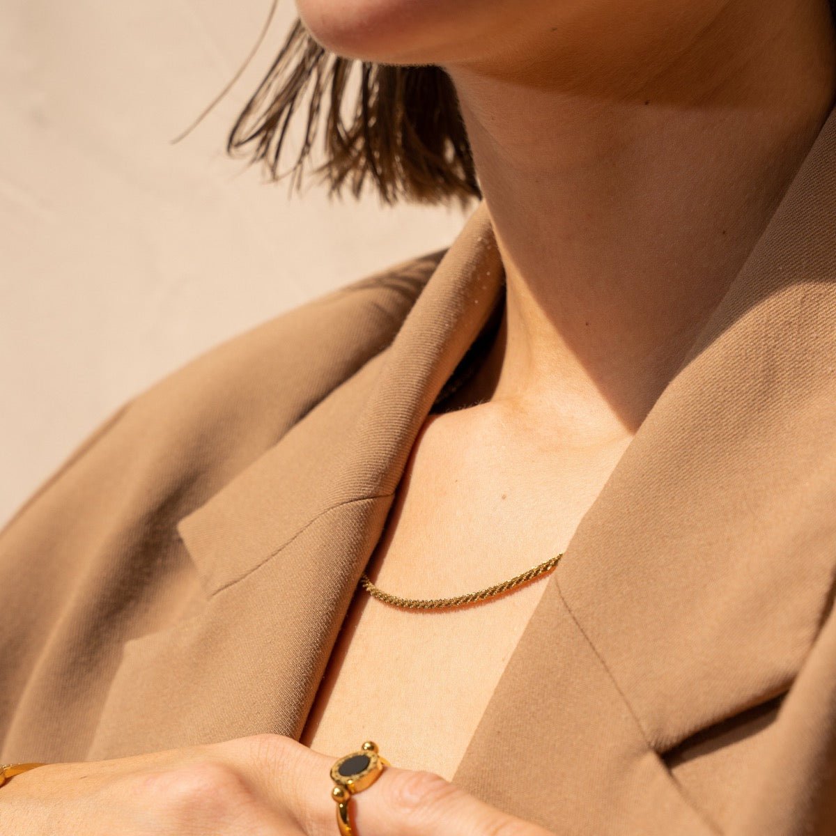 Collar Dely bañado en oro de 18k