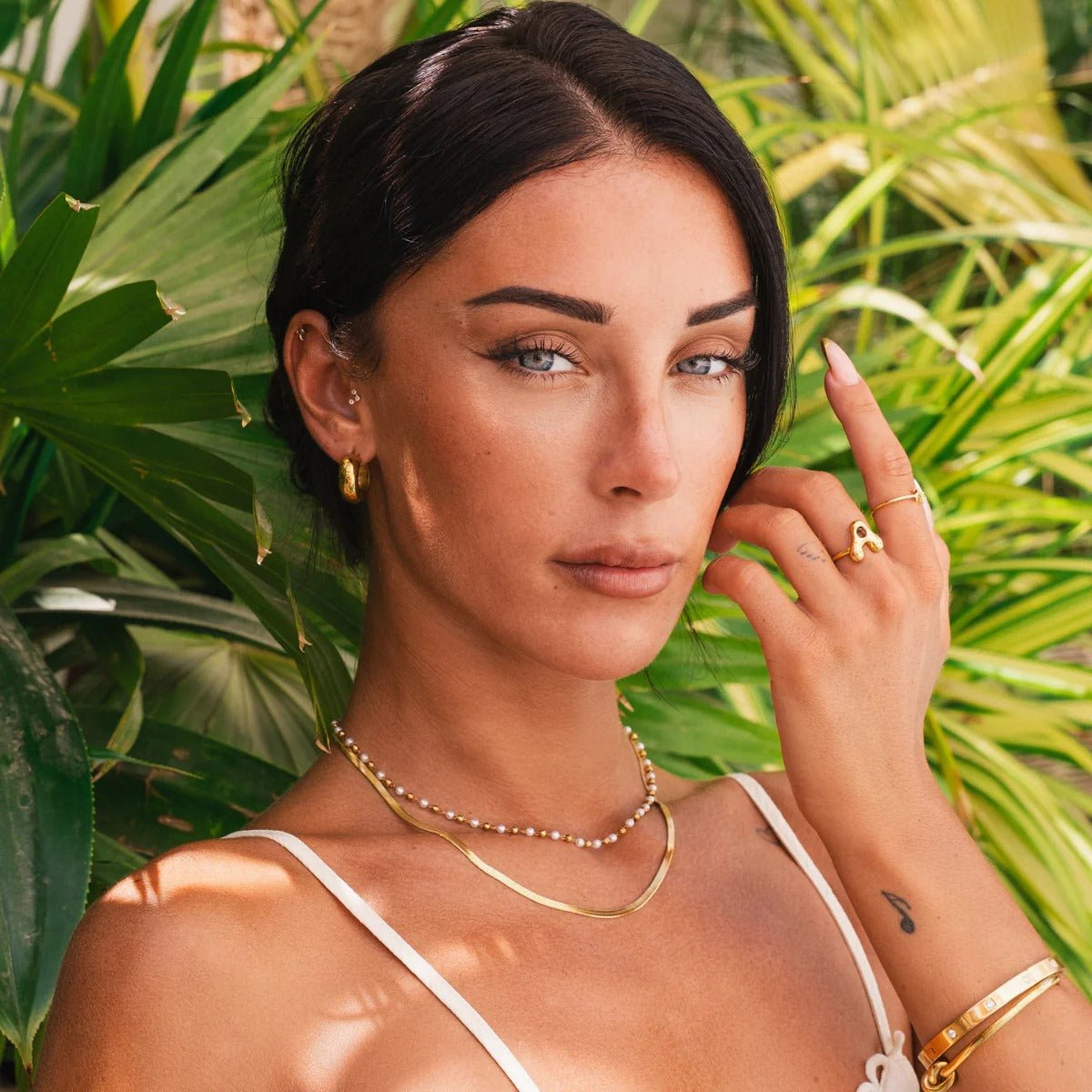 Collar de Perlas Mixtas Bañado en Oro de 18K